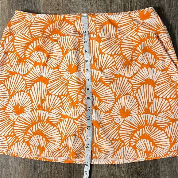 Tommy Bahama Golf Orange and White Patterned Skort Size Large - Picture 7 of 9
